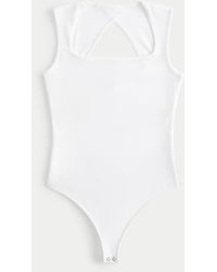 Hollister - Bodysuit aus nahtlosem Soft-Stretch-Stoff mit offenem Rücken - Lyst