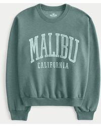 Hollister - Lässiges Sweatshirt mit Rundhalsausschnitt und Malibu California-Grafik - Lyst