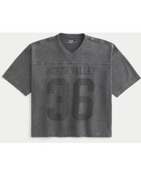Hollister - Heavyweight Baggy Crop Varsity Graphic Football Tee - Lyst