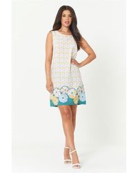 Be You - Sleeveless Floral Shift Dress - Lyst