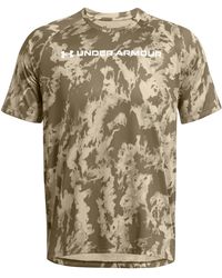 Under Armour - Tech Camo Short-Sleeve Performance Gym Top - Lyst