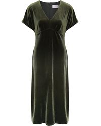 Gina Bacconi - Bev Velvet V-Neck Midi Dress - Lyst
