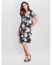 Gina Bacconi - Nicola V Neck Printed Tiered Dress - Lyst