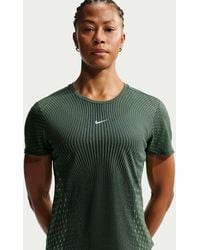 Nike - Swift Aero-Fit Short-Sleeve Running Top - Lyst