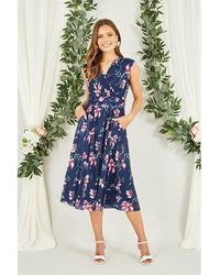Yumi' - Navy Floral Print Mesh Midi Dress - Lyst