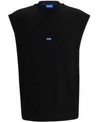 HUGO - Ärmelloses T-Shirt aus Baumwoll-Jersey mit blauem Logo-Etikett - Lyst