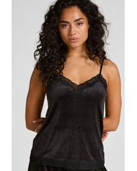 Hunkemöller - Velours Lace Cami Top - Lyst