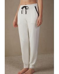 Pantaloni casual, eleganti e chino da donna di Intimissimi a partire da 20 €