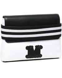 【送料&関税込】Opice Logo Patch Clutch Bag Max Mara Opice Logo Patch Clutch Bag Max Mara | italist