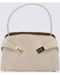 Ferragamo - Light Leather Hug Soft Shoulder Bag - Lyst