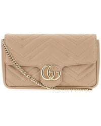 クラッチバッグ Gucci Cappuccino Leather Mini Marmont Clutch Gucci Metallic Matelasse Leather Pearl GG Marmont Mini Flap