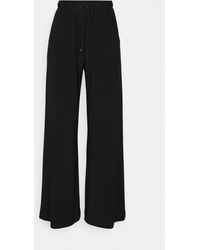 Womens Clothing Trousers Save 30% Slacks and Chinos Capri and cropped trousers Max Mara Synthetic Fatina Cropped Trousers in Black 