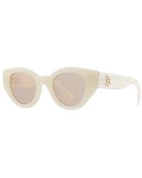 Burberry - Sunglasses Cat Eye Full Rim, Ivory Frame And Light Lens Be4390406793 - Lyst