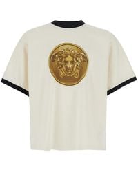 Versace - T-Shirt With Mudusa Doblone Print On The Front - Lyst