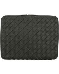 Bottega Veneta - Intrecciato Hydrology Document Case Pouch Calf Clutch Bags - Lyst