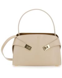 Ferragamo - Hug Sh S Shoulder Bag 34,0X15,5X25,5 - Lyst