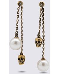 Alexander McQueen - Antique Metal And Pearl Skull Chain Earrings - Lyst