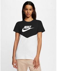 nike sportswear slim fit crop top