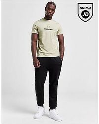 Fred Perry - T-Shirt Global Stack Logo - Lyst