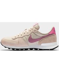 nike internationalist women's shoe