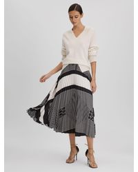 Reiss - Gabi Abstract Print Pleated Midi Skirt - Lyst