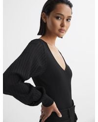 Reiss - Lexi - Black Knitted Sleeve V-neck Top - Lyst