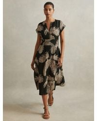 Reiss - Colby Tropical Print Elasticated Waist Midi Dress - Lyst