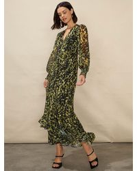Ro&zo - Petite Leopard Print V-neck Midi Dress - Lyst