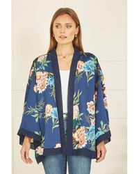 Yumi' - Mela London Floral Satin Kimono - Lyst