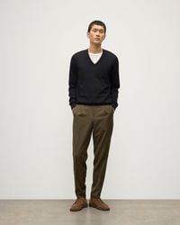 Johnstons of Elgin - Fin V Neck Superfine Cashmere Jumper - Lyst