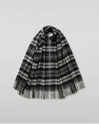 Johnstons of Elgin - Watch Dress Tartan Cashmere Stole - Lyst