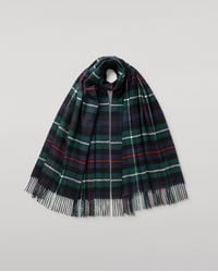 Johnstons of Elgin - Mackenzie Tartan Cashmere Stole - Lyst