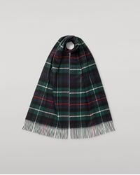 Johnstons of Elgin - Wide Mackenzie Tartan Cashmere Scarf - Lyst
