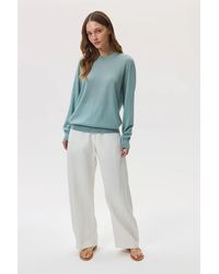 Johnstons of Elgin - Superfine Cashmere Light Round Neck Jumper - Lyst