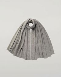 Johnstons of Elgin - Gauzy Cashmere Light Travel Stole - Lyst