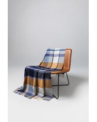 Johnstons of Elgin - House Check Cashmere Throw - Lyst