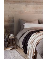 Johnstons of Elgin - Blonde Cashmere Bed Throw - Lyst