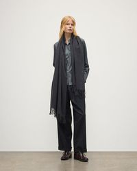 Johnstons of Elgin - Charcoal Cashmere Stole - Lyst
