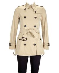 Burberry Ladies Heritage Honey Kensington Dk Short Trench Coat - Yellow