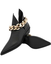 Burberry - Keighley Chain Detail Leather Ankle Boots - Lyst