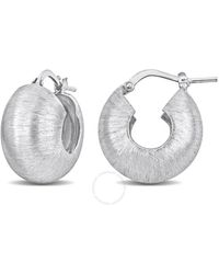 Amour - 18.5 Mm Matte Textured huggie Earrings - Lyst