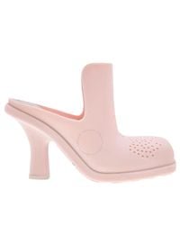 Burberry - Equestrian Knight Highland Rubber Mules, Brand Size 39 (Us - Lyst