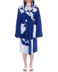 Burberry - Equestrian Knight-Print Robe - Lyst