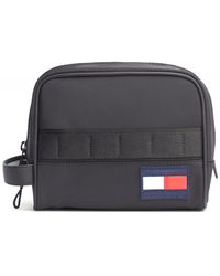 toiletry bag tommy hilfiger