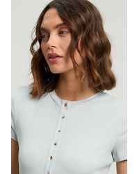 Karen Millen - Viscose Rib Button Up Crew Neck T-Shirt - Lyst