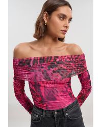 Karen Millen - Animal Print Off The Shoulder Ruched Bodysuit - Lyst