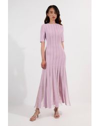 Karen Millen - Viscose Blend Filament Full Skirt Knit Short Sleeve Midi Dress - Lyst