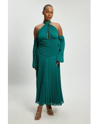 Karen Millen - Plus Size Crinkle Cold Shoulder Georgette Woven Maxi Dress - Lyst