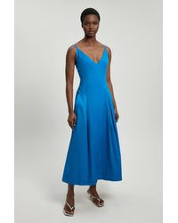 Karen Millen - Cotton Sateen V Neck Maxi Dress - Lyst