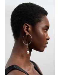 Karen Millen - Modern Pearl Hoop Earrings - Lyst